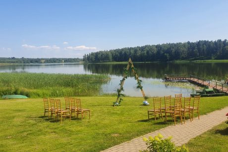 Sodyba Molėtų raj. šventėms ir poilsiui ant ežero kranto "Pas Paulių"